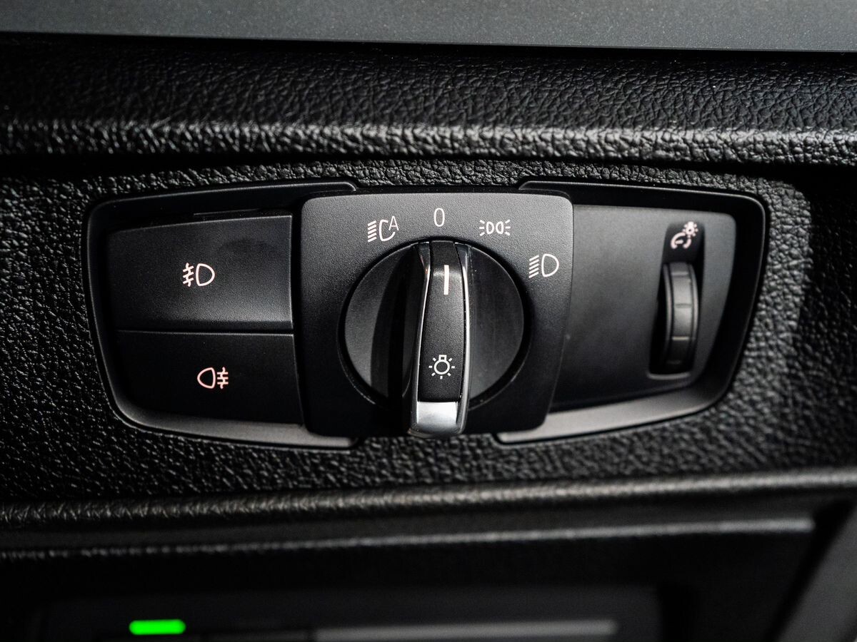 BMW 1-Series 2015 - фото автомобиля