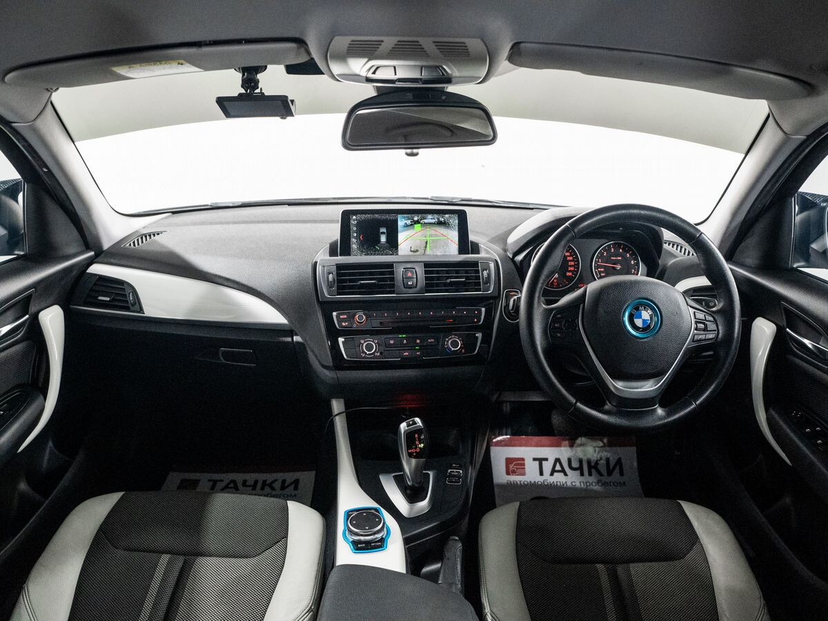BMW 1-Series 2015 - фото автомобиля