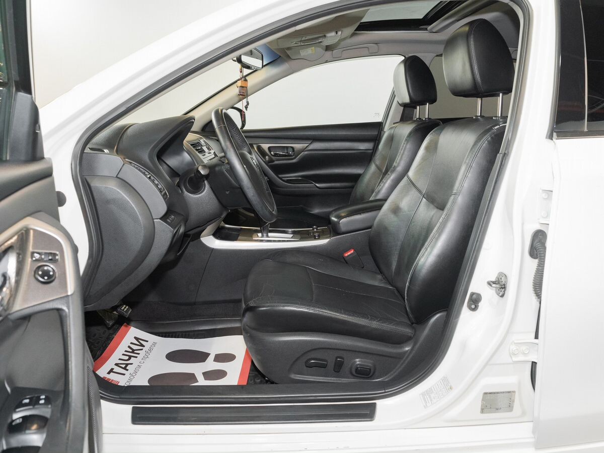 Nissan Teana 2015 - фото автомобиля