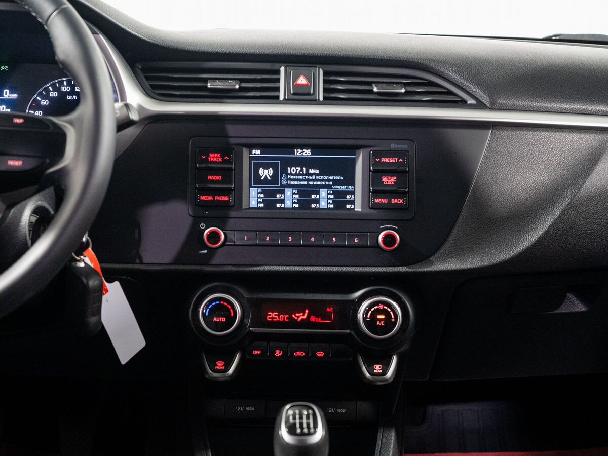 Kia Rio X (X-Line) 2021 - фото автомобиля