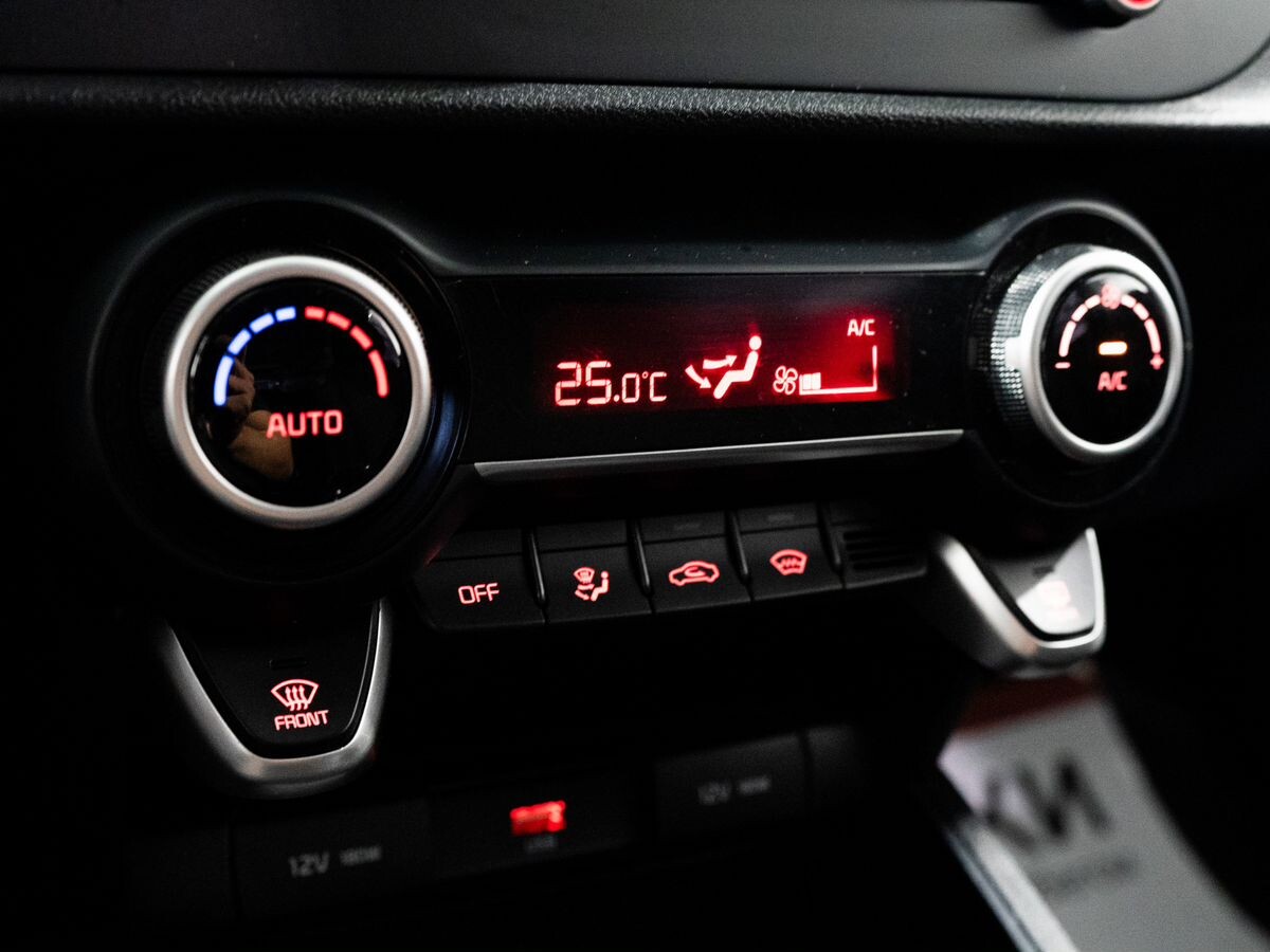 Kia Rio X (X-Line) 2021 - фото автомобиля