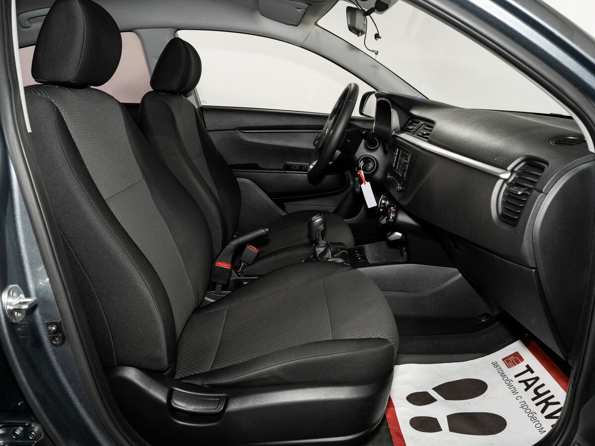 Kia Rio X (X-Line) 2021 - фото автомобиля