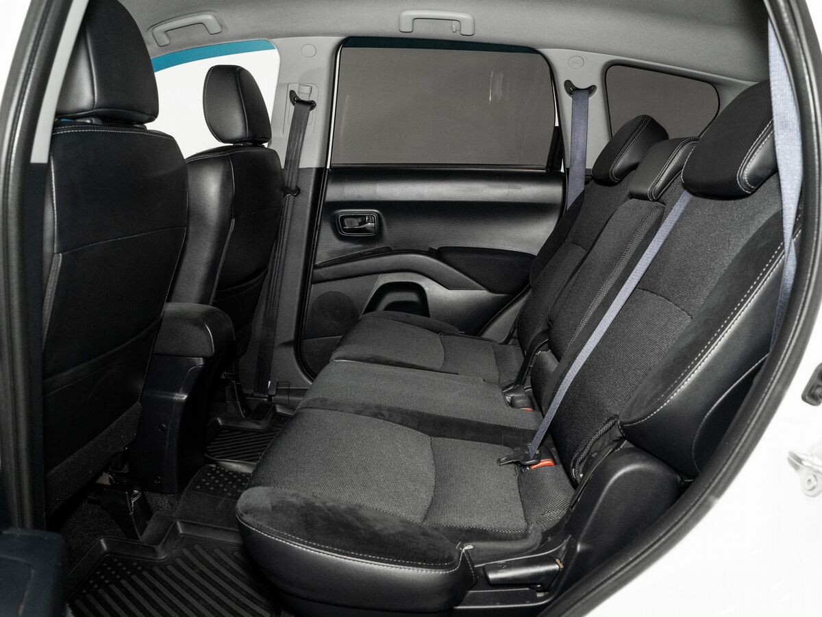Peugeot 4007 2011 - фото автомобиля