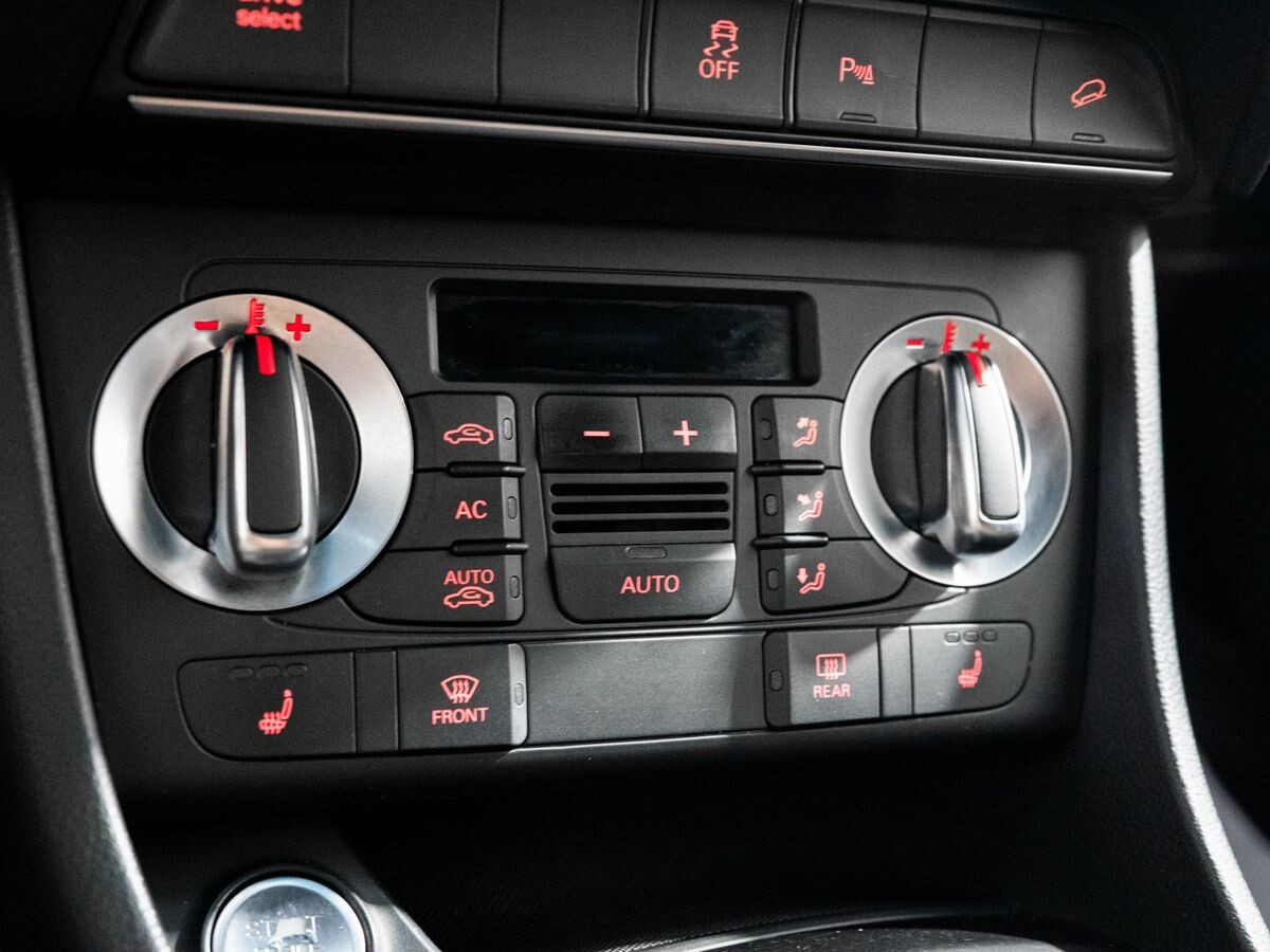 Audi Q3 2013 - фото автомобиля