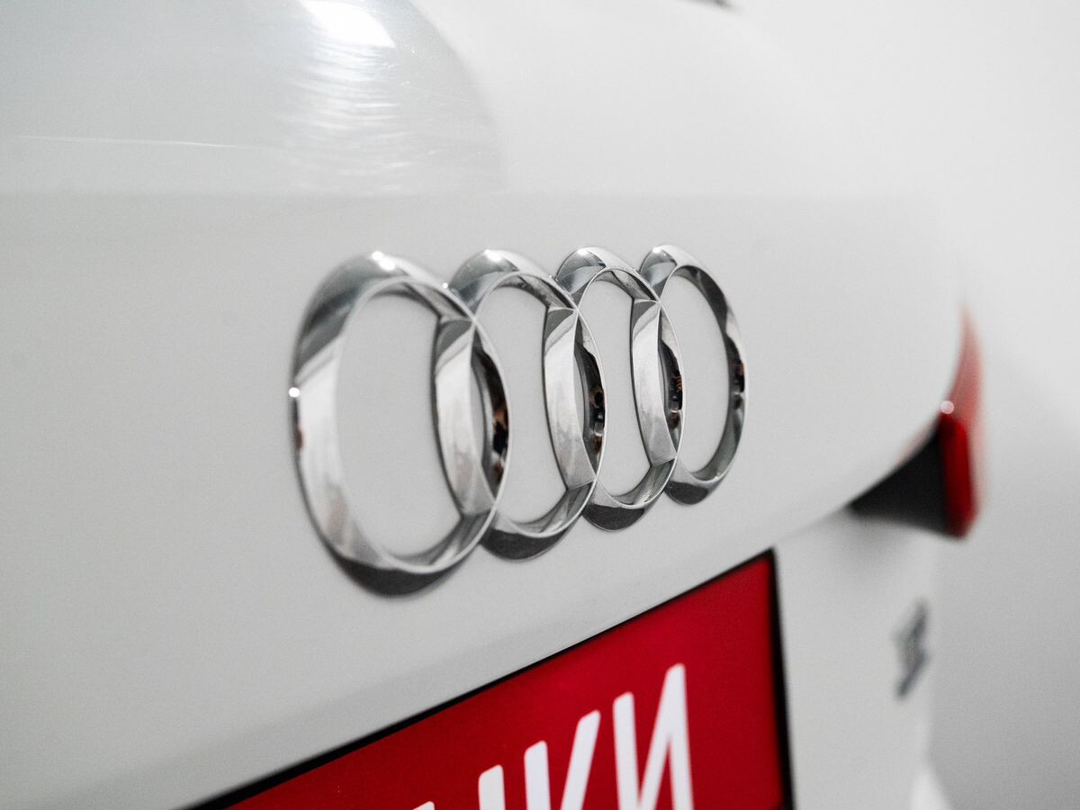 Audi Q3 2013 - фото автомобиля