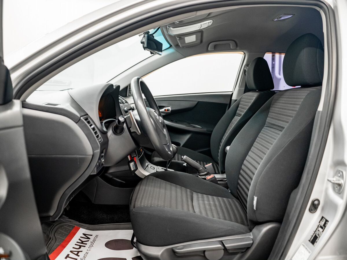 Toyota Corolla 2008 - фото автомобиля