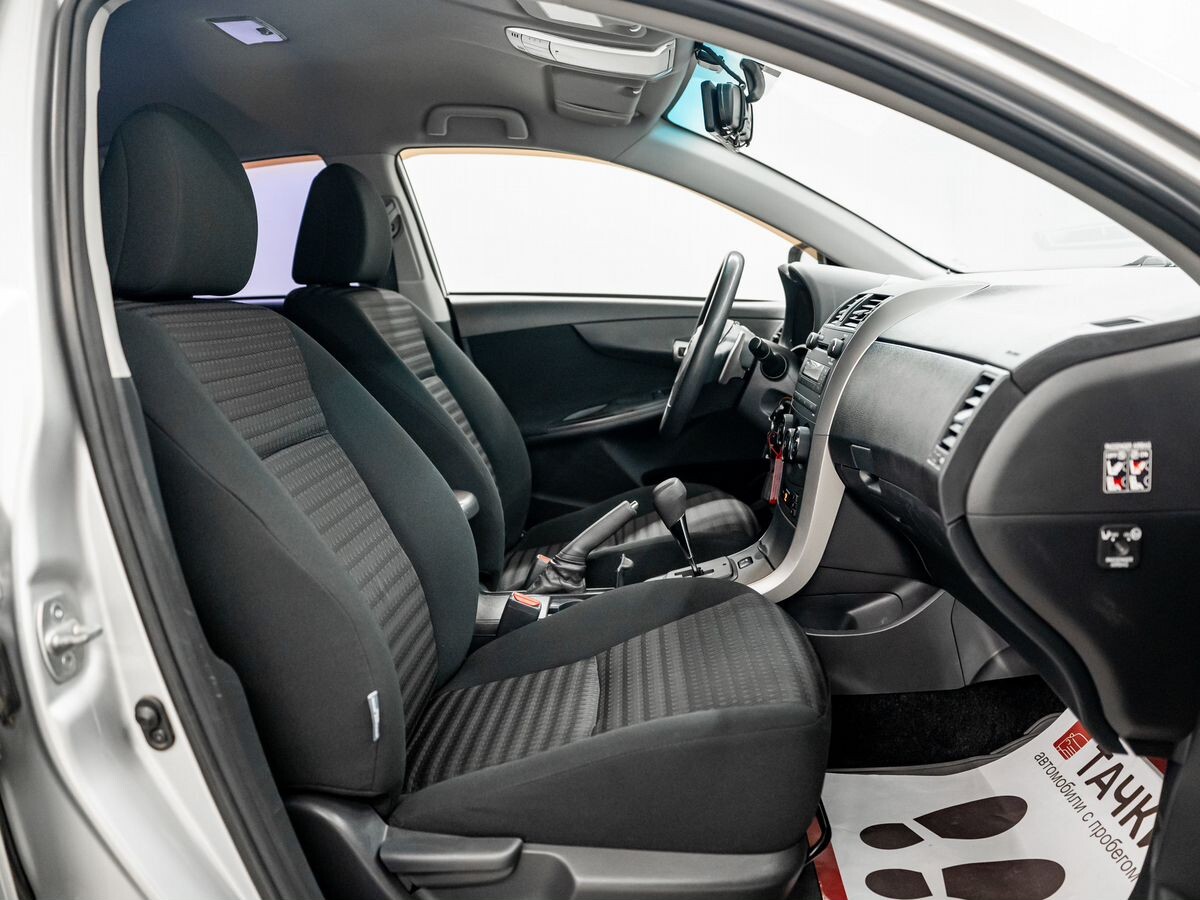 Toyota Corolla 2008 - фото автомобиля