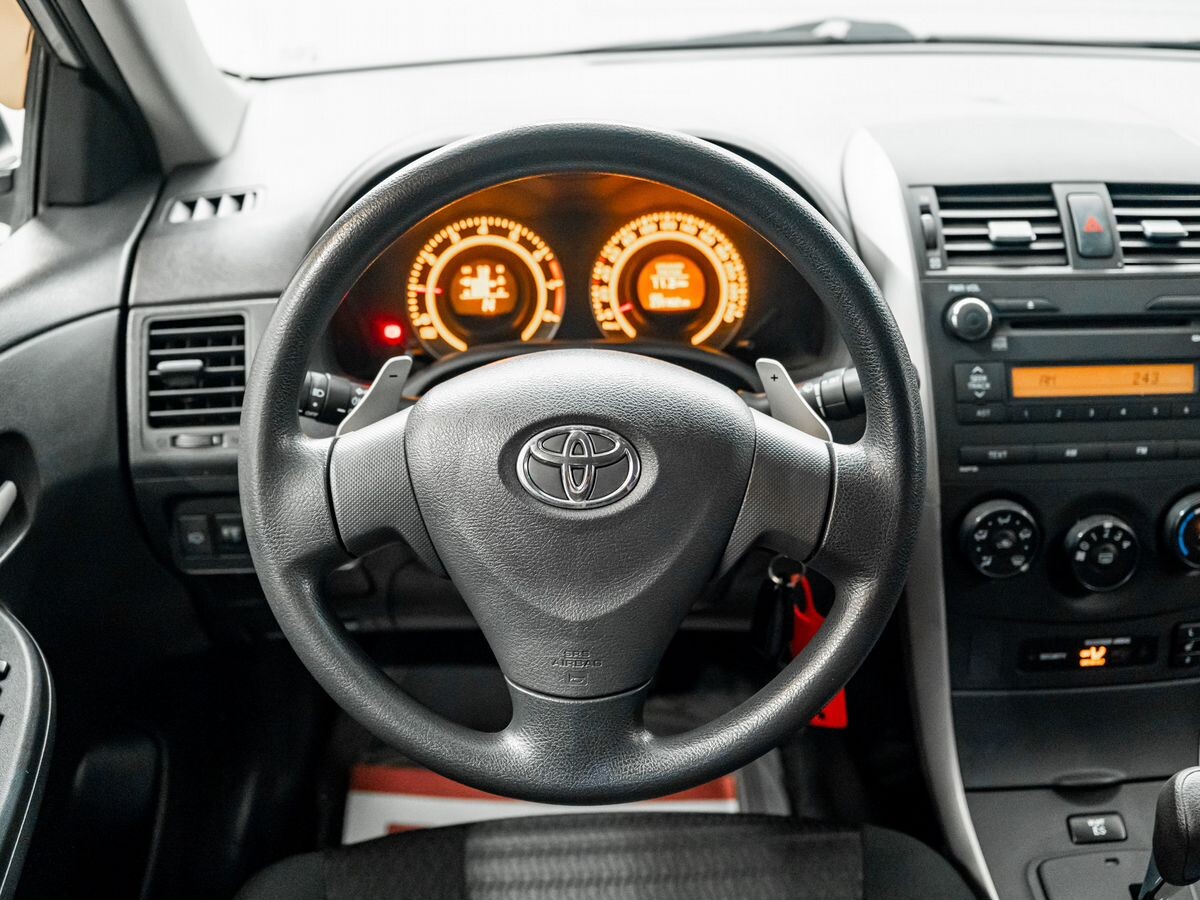 Toyota Corolla 2008 - фото автомобиля