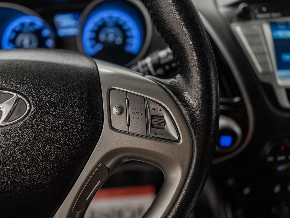 Hyundai ix35 2012 - фото автомобиля