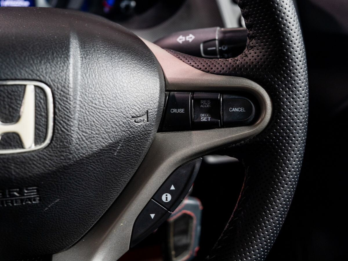 Honda Insight 2010 - фото автомобиля