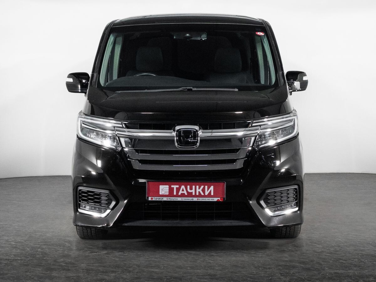 Honda Stepwgn 2017 - фото автомобиля