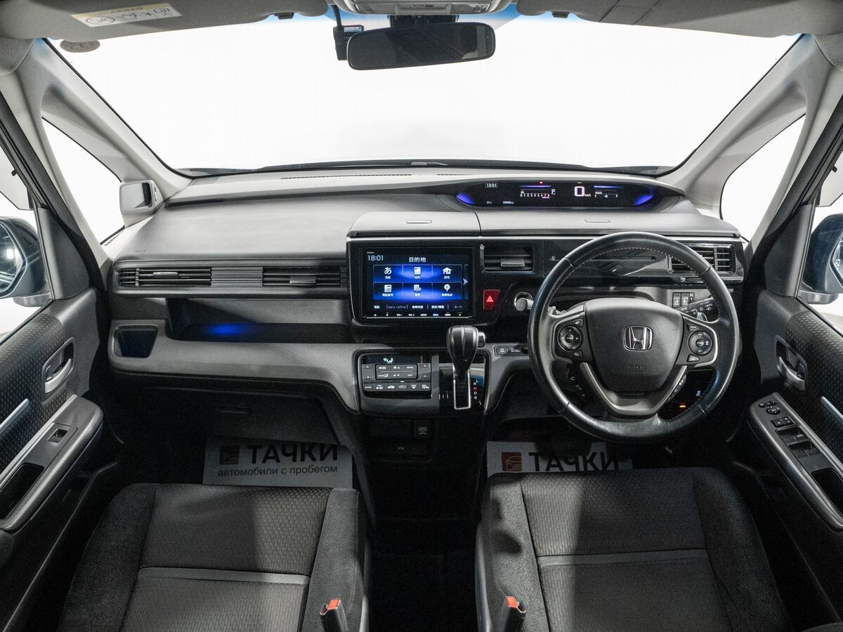 Honda Stepwgn 2017 - фото автомобиля