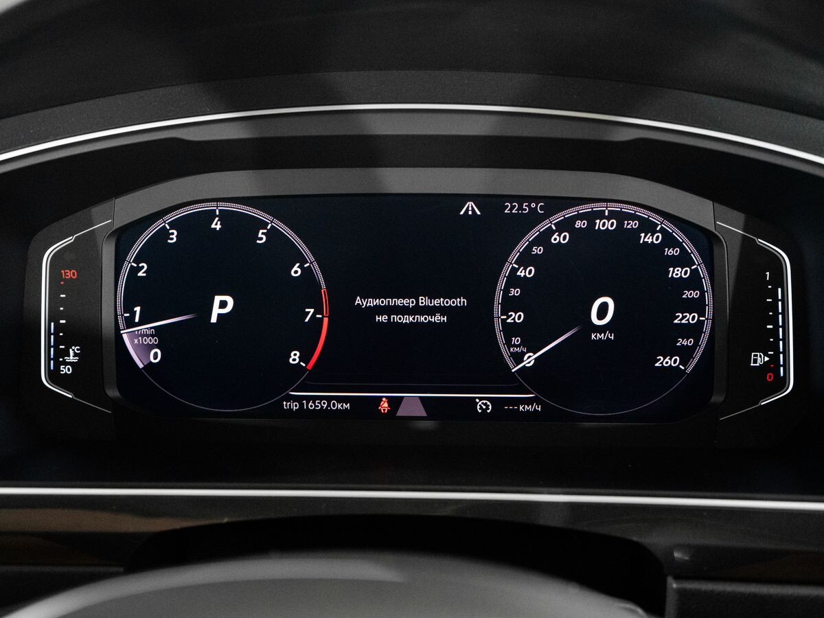 Volkswagen Tiguan 2019 - фото автомобиля