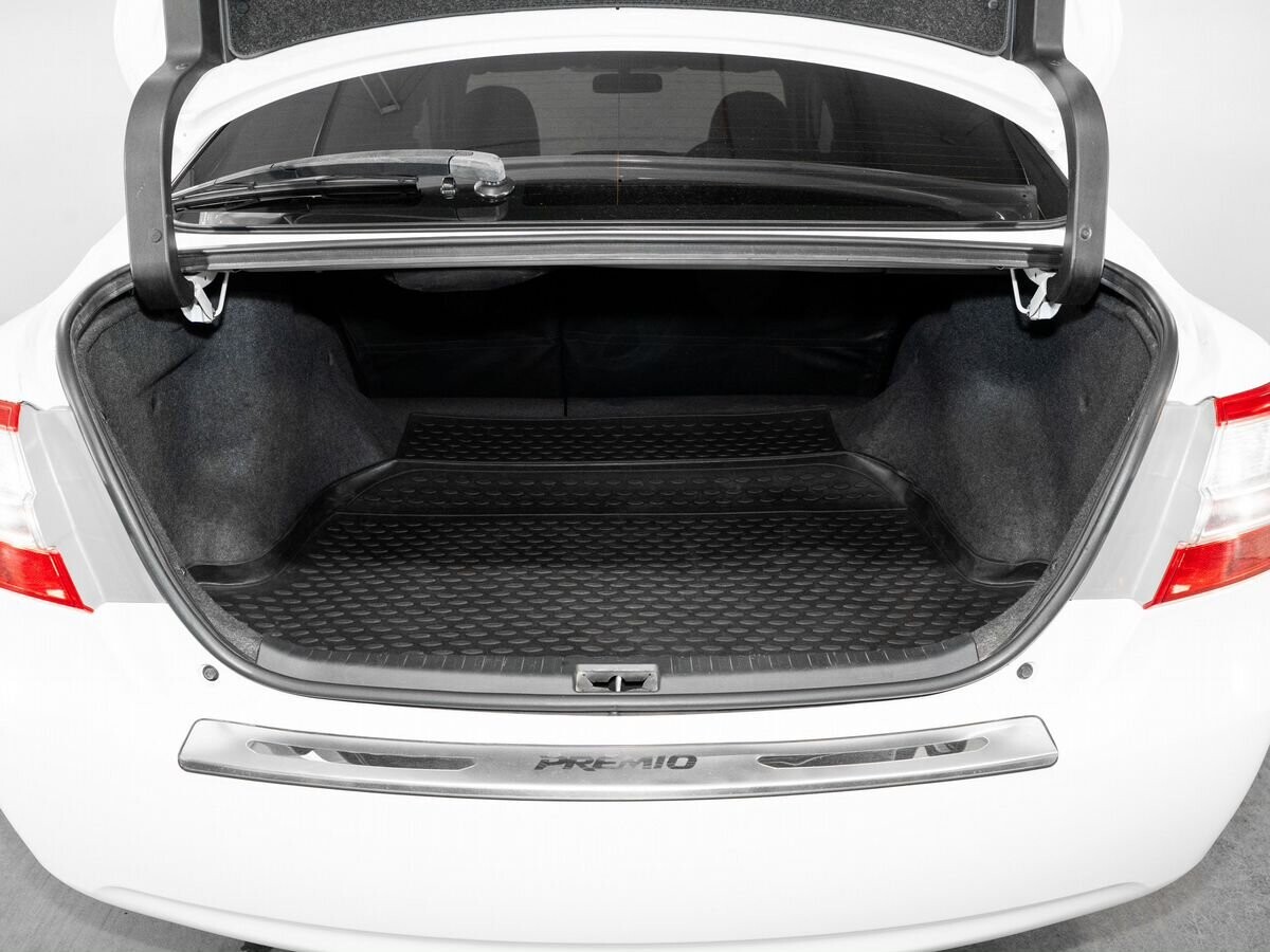 Toyota Premio 2012 - фото автомобиля