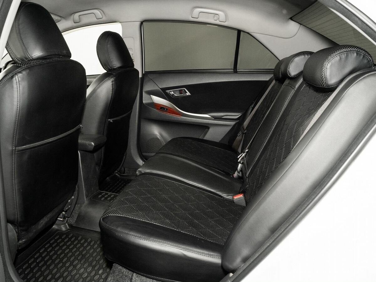 Toyota Premio 2012 - фото автомобиля