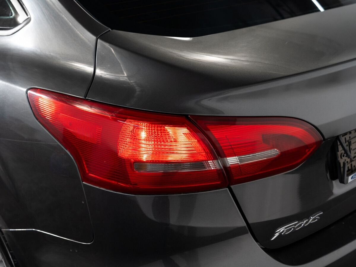 Ford Focus 2015 - фото автомобиля