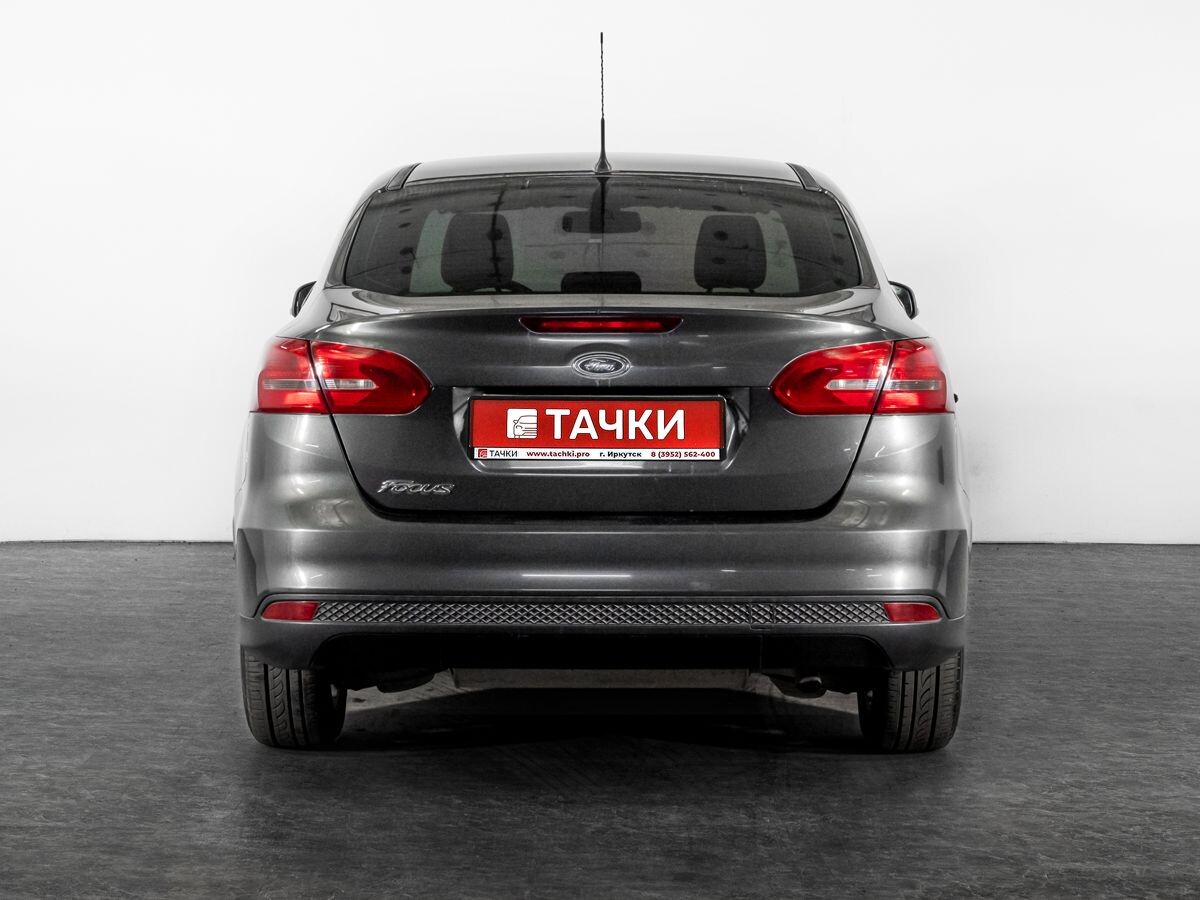 Ford Focus 2015 - фото автомобиля