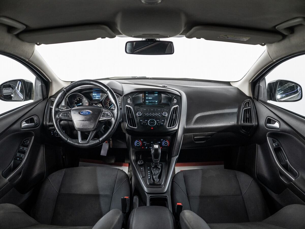 Ford Focus 2015 - фото автомобиля