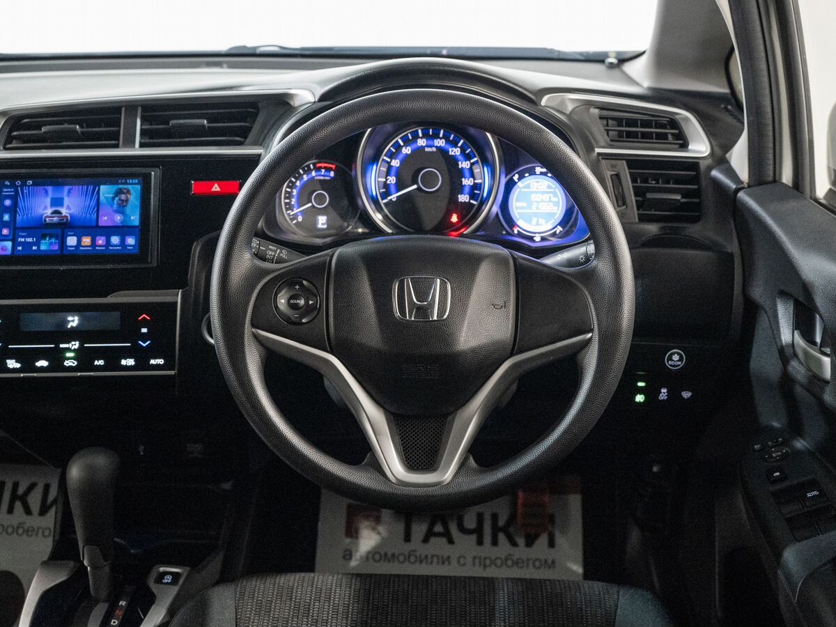 Honda Fit 2013 - фото автомобиля