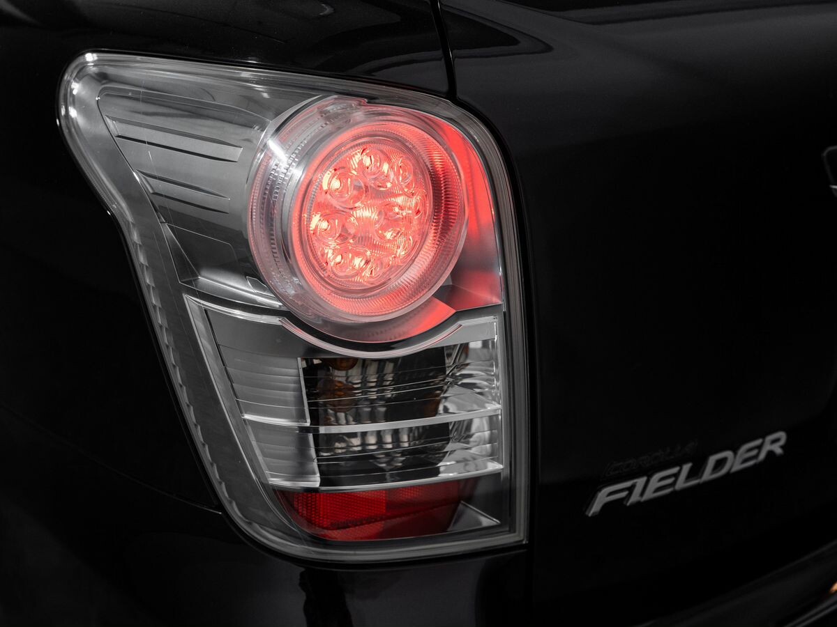 Toyota Corolla Fielder 2009 - фото автомобиля