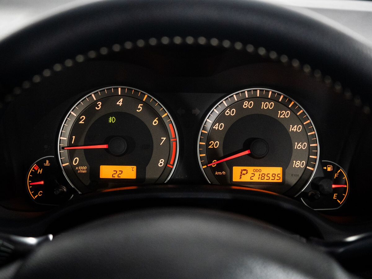 Toyota Corolla Fielder 2009 - фото автомобиля