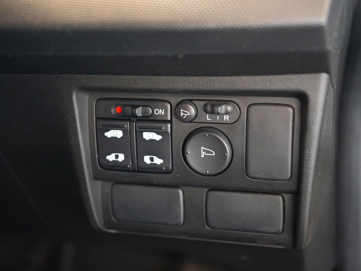 Honda Freed 2008 - фото автомобиля