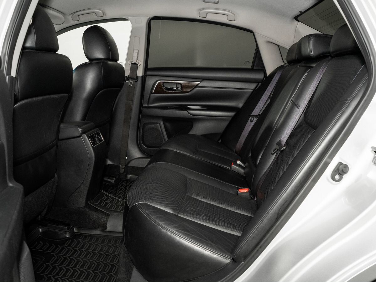 Nissan Teana 2015 - фото автомобиля