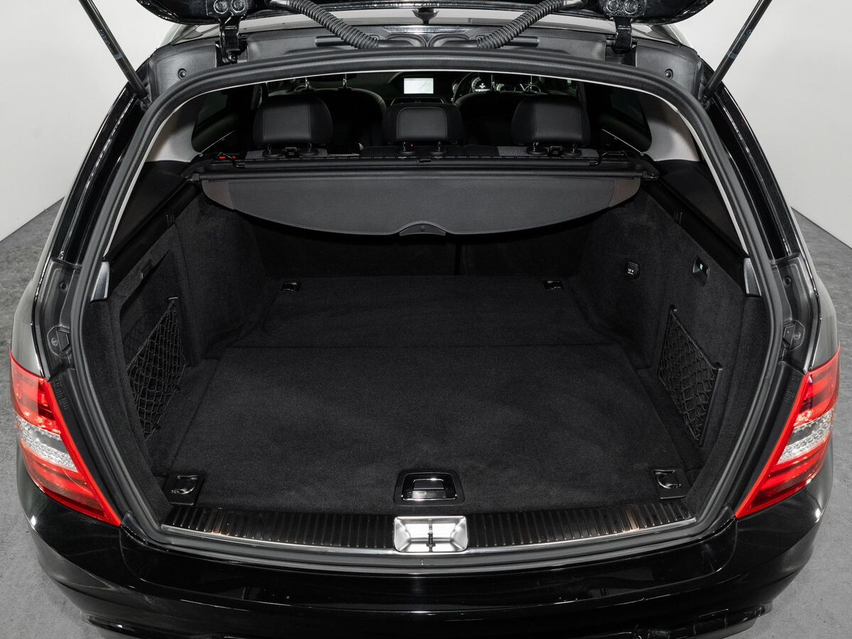 Mercedes-Benz C-Class 2012 - фото автомобиля