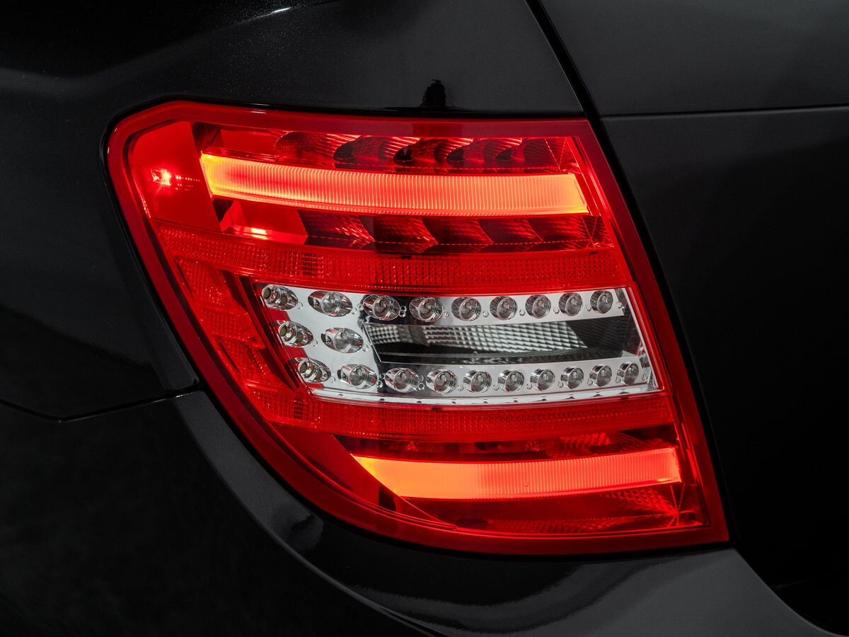 Mercedes-Benz C-Class 2012 - фото автомобиля