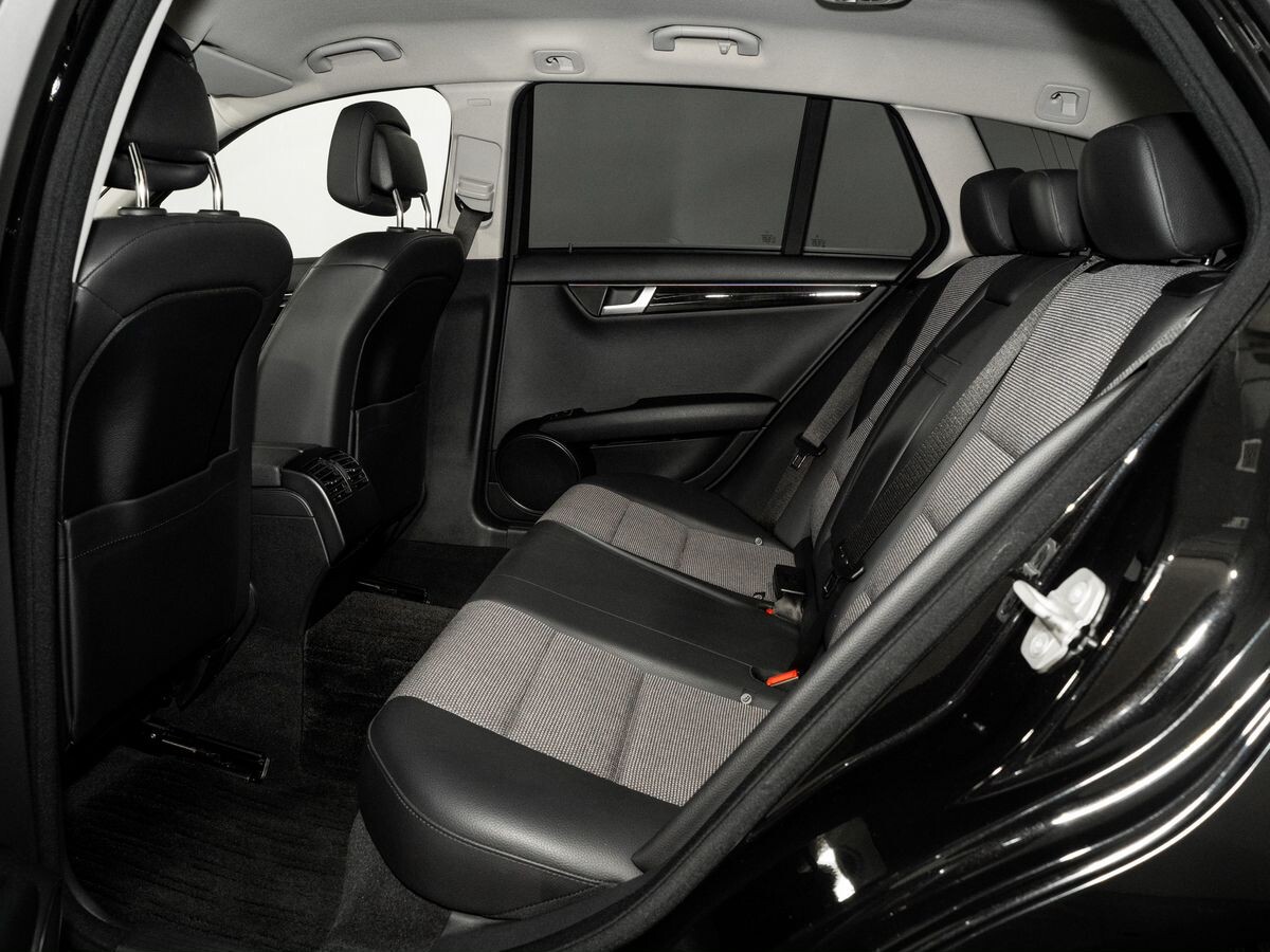 Mercedes-Benz C-Class 2012 - фото автомобиля