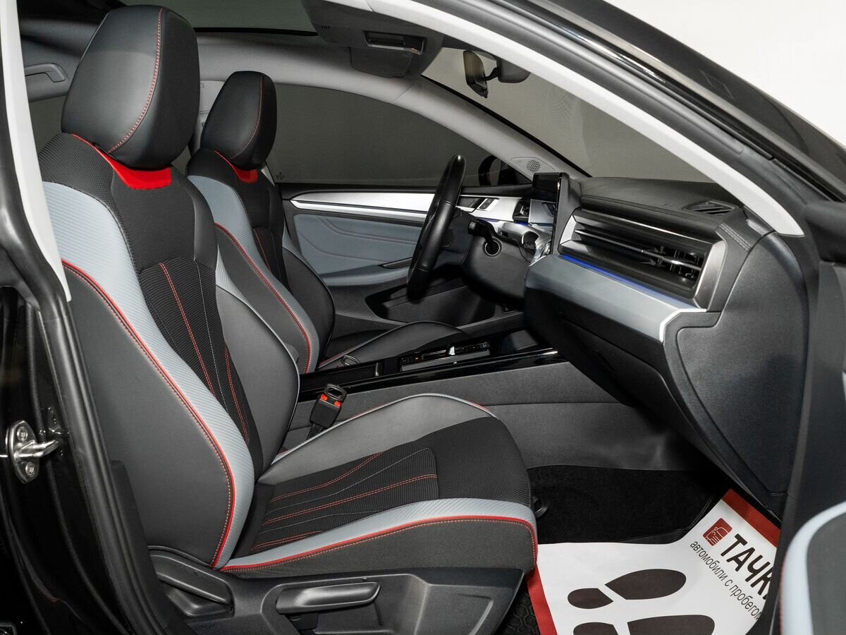 Volkswagen Lamando L 2022 - фото автомобиля