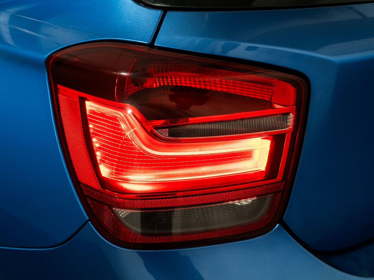 BMW 1-Series 2012 - фото автомобиля