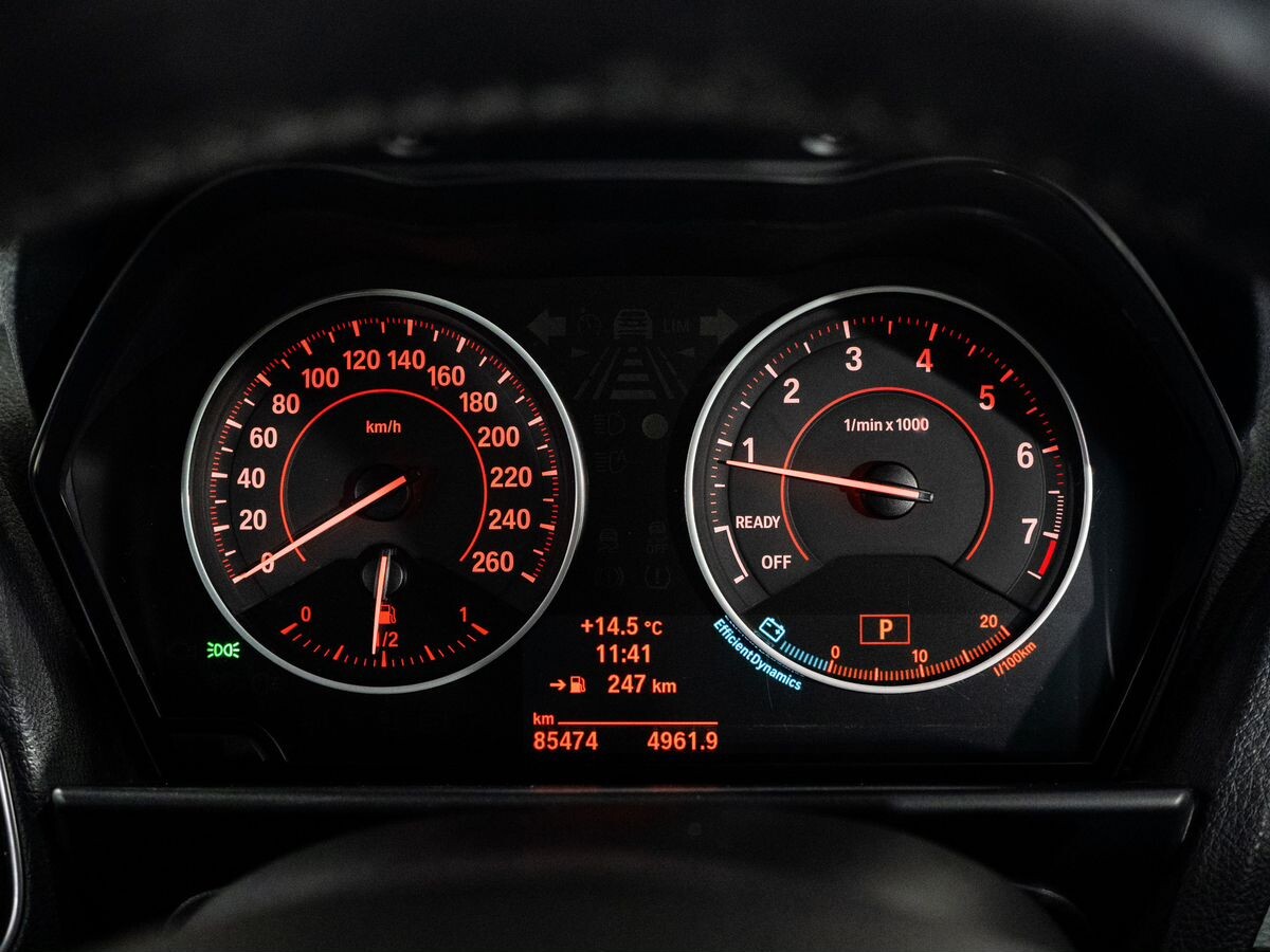 BMW 1-Series 2012 - фото автомобиля