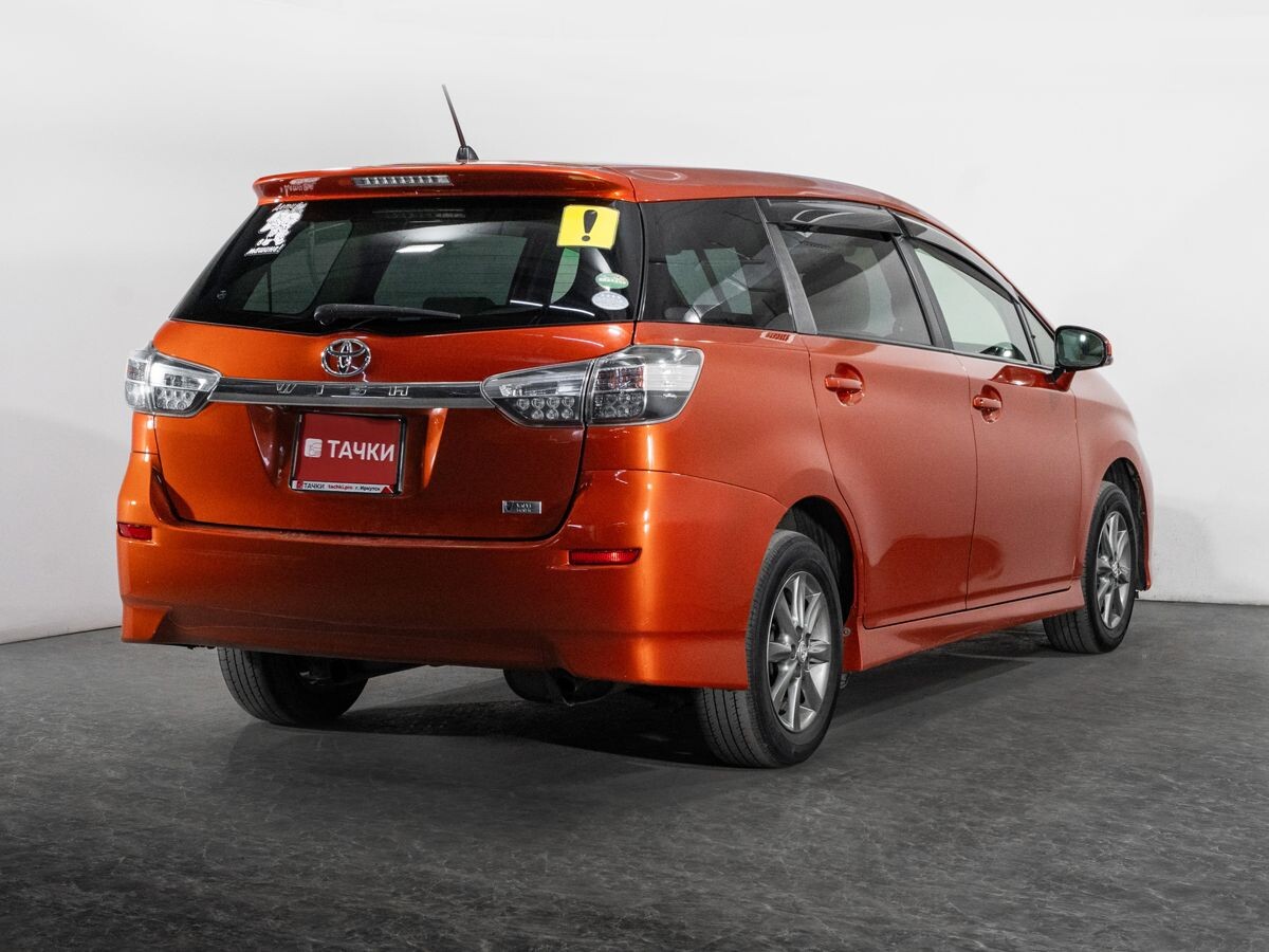 Toyota Wish 2016 - фото автомобиля