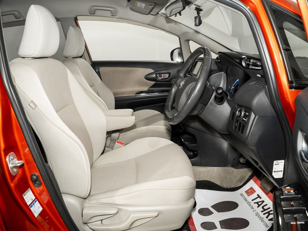 Toyota Wish 2016 - фото автомобиля