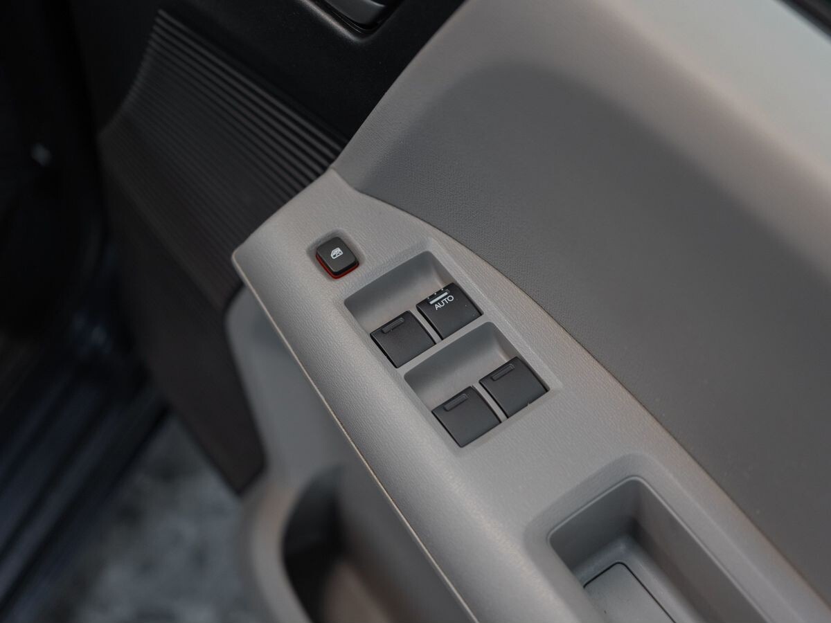 Honda Freed 2010 - фото автомобиля