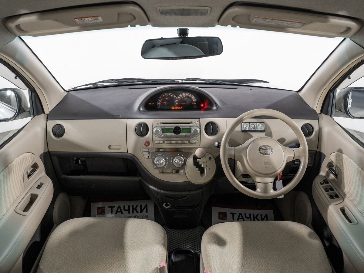 Toyota Sienta 2006 - фото автомобиля