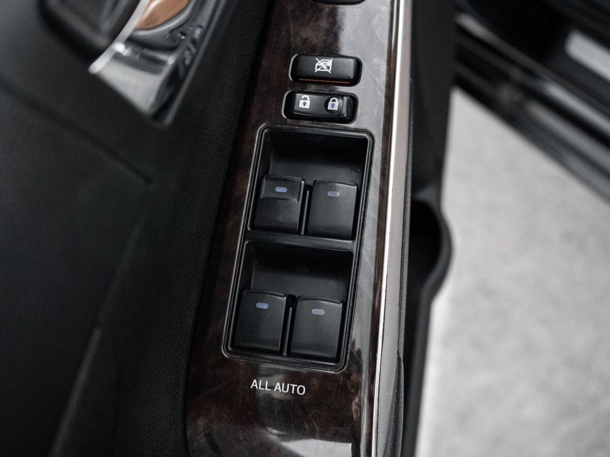 Toyota Camry 2017 - фото автомобиля