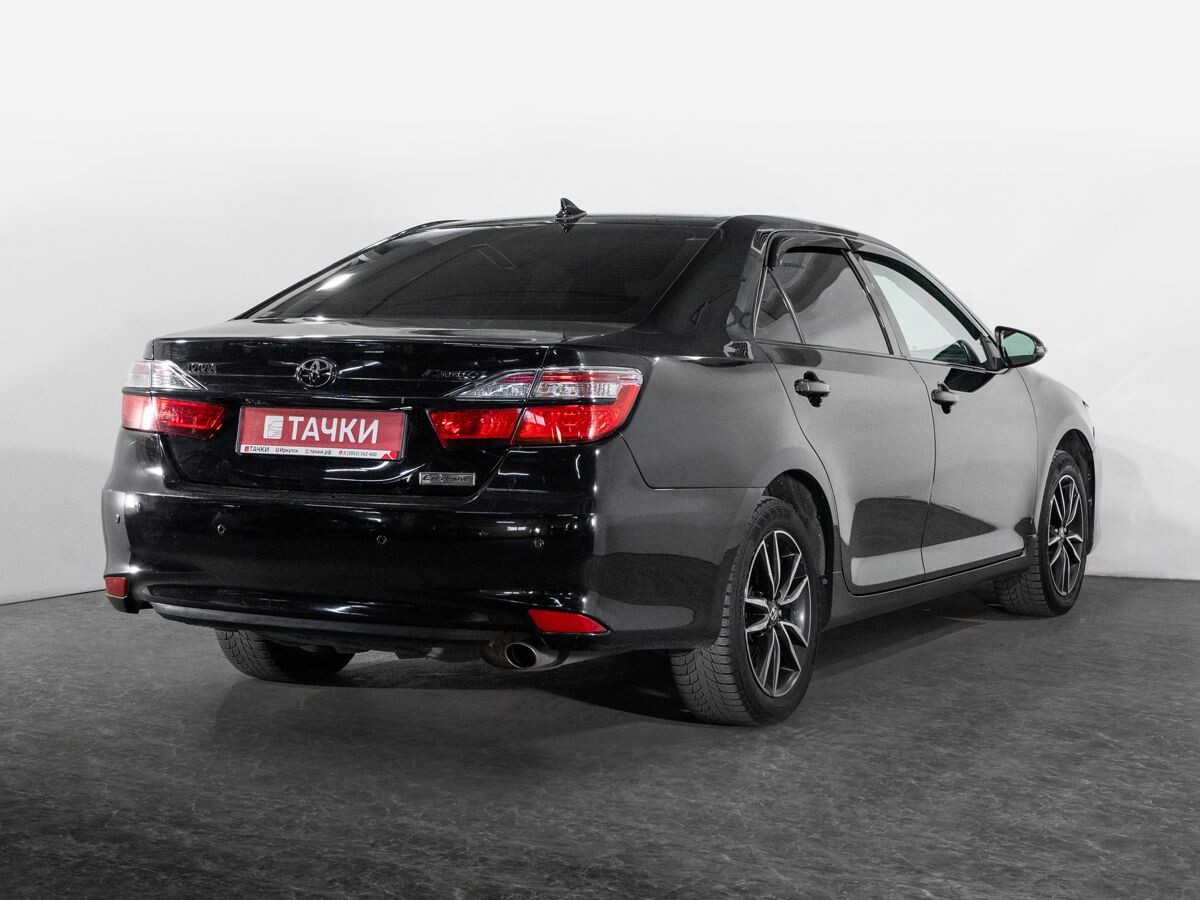 Toyota Camry 2017 - фото автомобиля