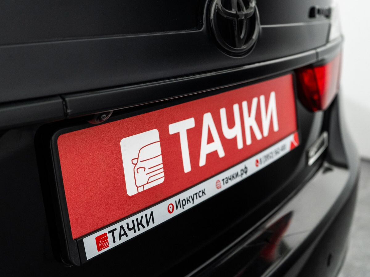Toyota Camry 2017 - фото автомобиля