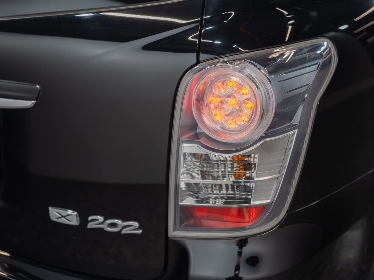 Toyota Corolla Fielder 2010 - фото автомобиля