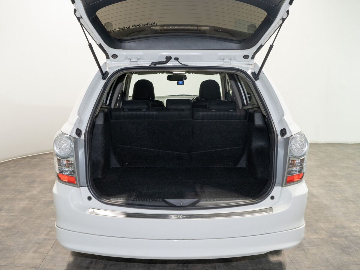 Toyota Corolla Fielder 2009 - фото автомобиля