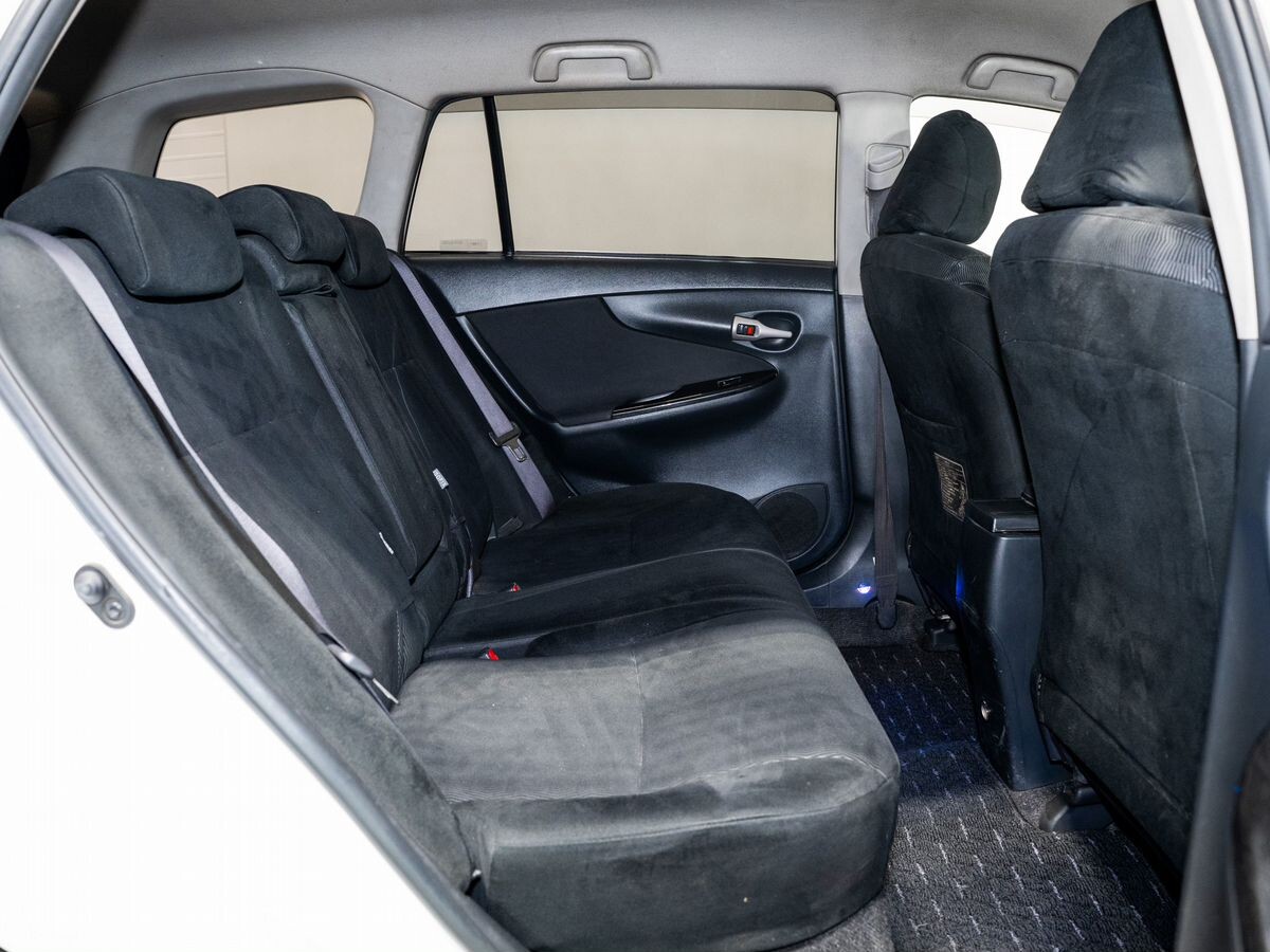 Toyota Corolla Fielder 2009 - фото автомобиля
