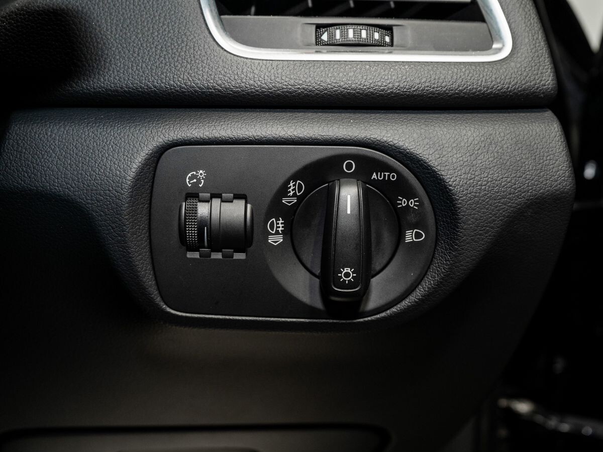 Audi Q3 2014 - фото автомобиля