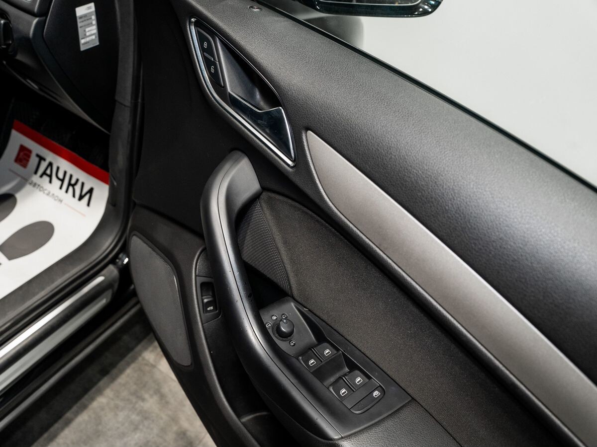 Audi Q3 2014 - фото автомобиля
