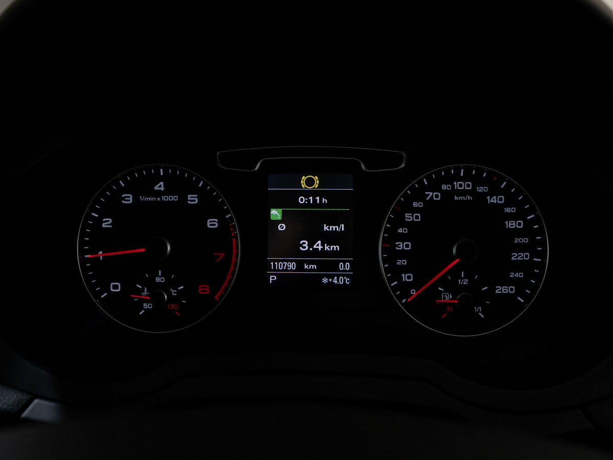 Audi Q3 2014 - фото автомобиля