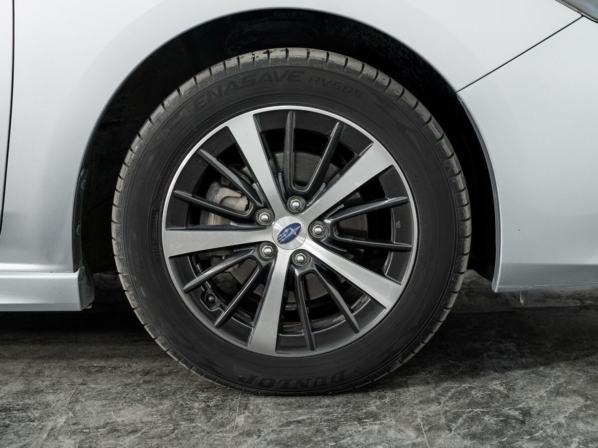 Subaru Impreza 2019 - фото автомобиля