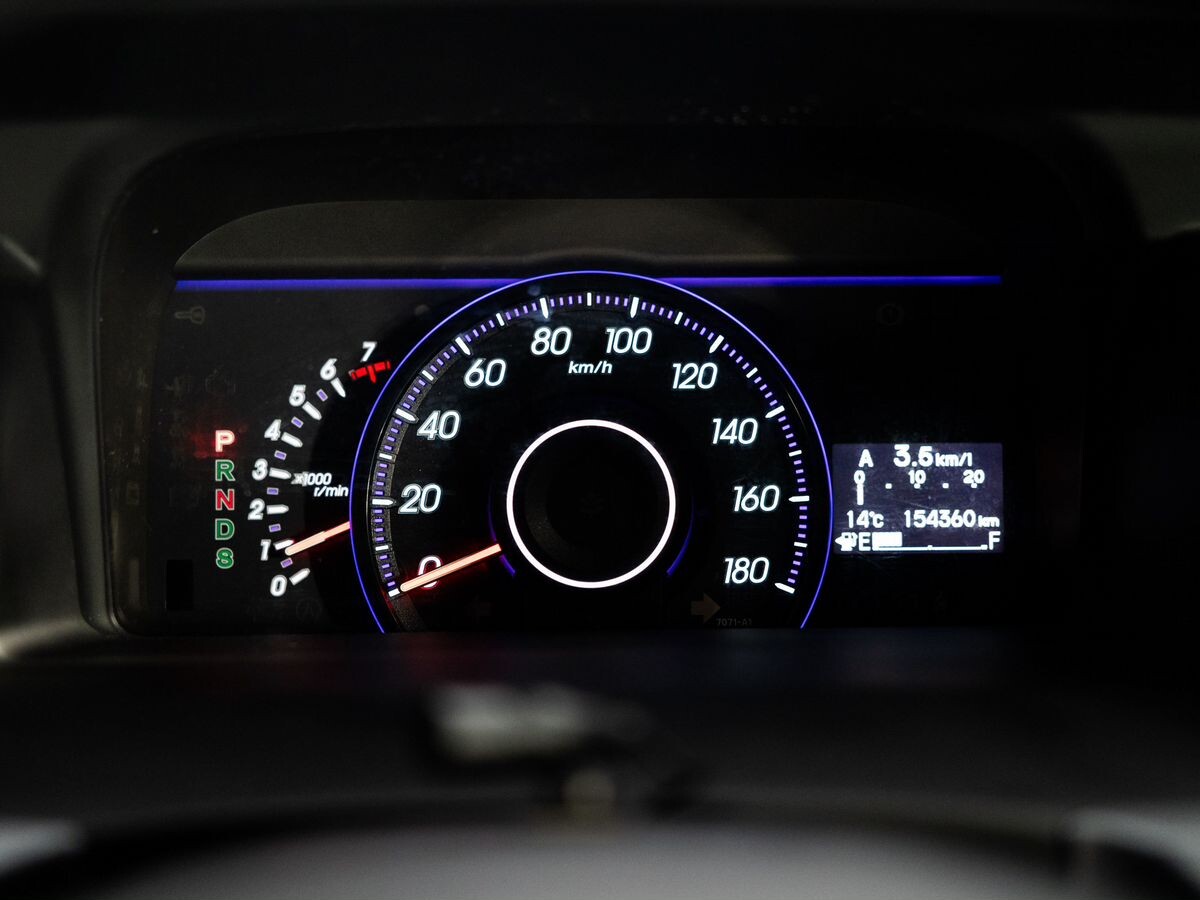 Honda Stepwgn 2012 - фото автомобиля