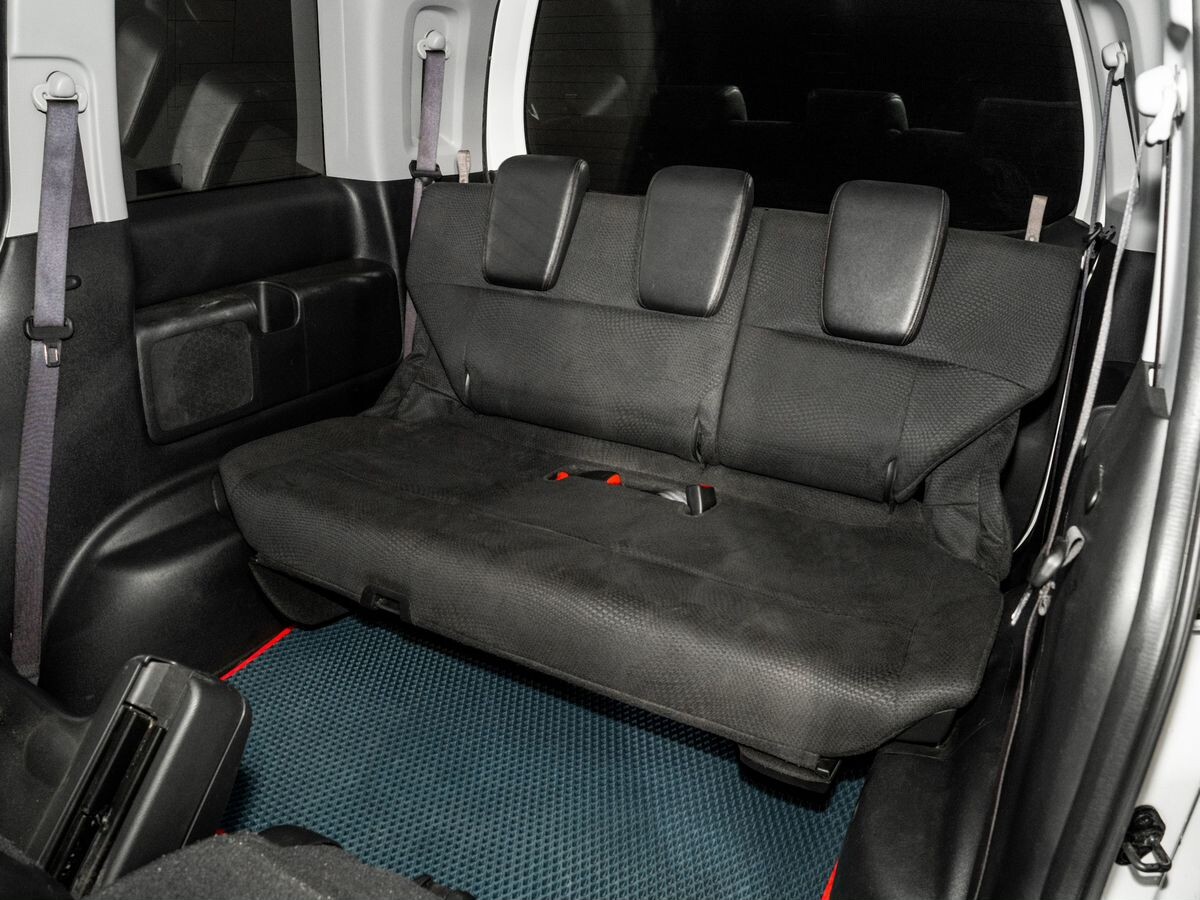 Honda Stepwgn 2012 - фото автомобиля