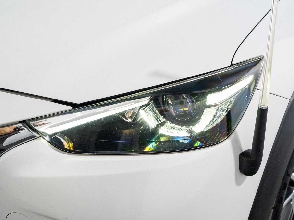Mazda CX-3 2015 - фото автомобиля